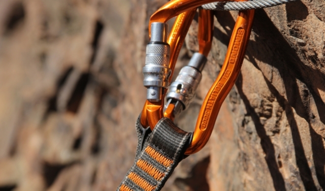  Attrezzatura per l'arrampicata 